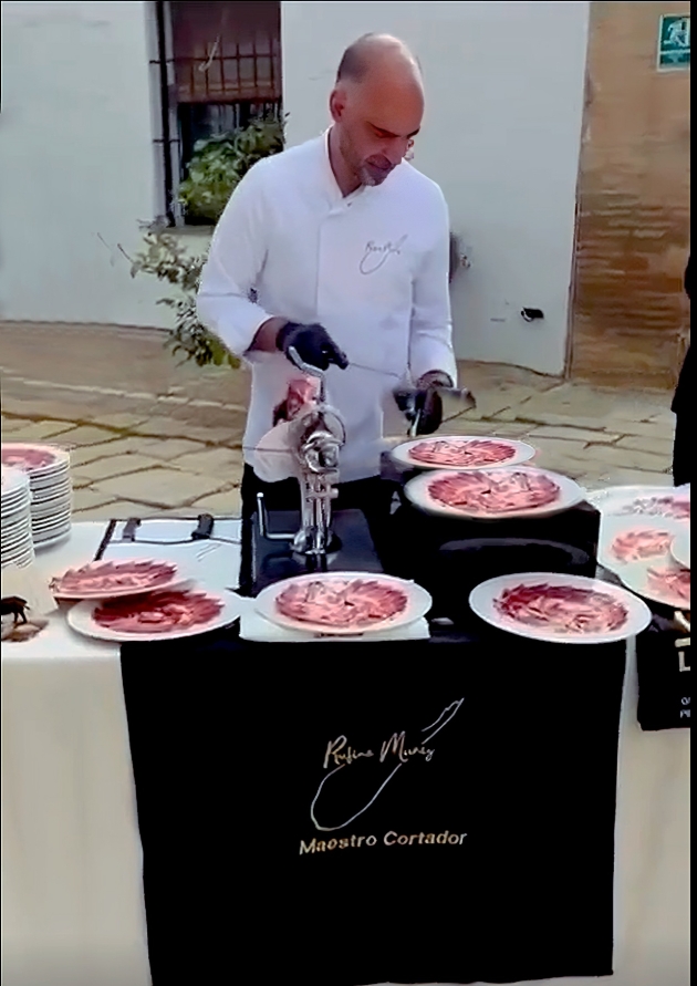 corte-jamon-iberico-sevilla-españa-iberu-tienda